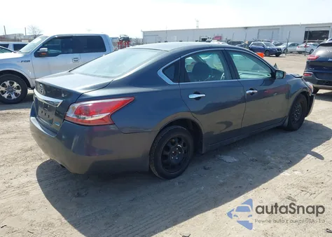 2013 Nissan Altima 2.5 S z USA, uszkodzony, nr VIN 1N4AL3AP3DC185521